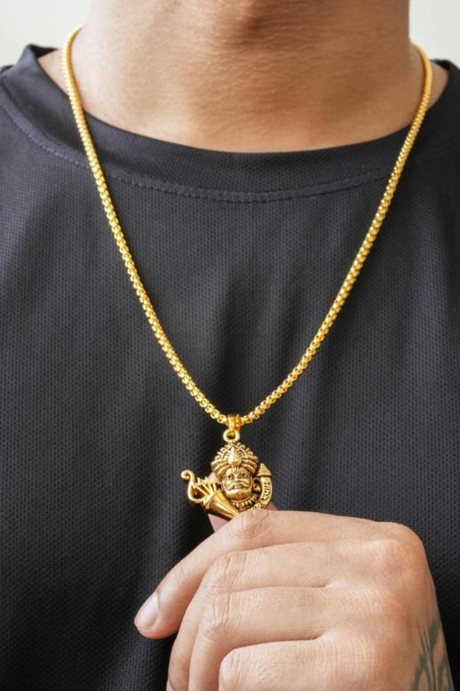 Divine Khatu Shyamji Pendant with Elegant Chain – A Sacred Symbol of Blessings and Prosperity